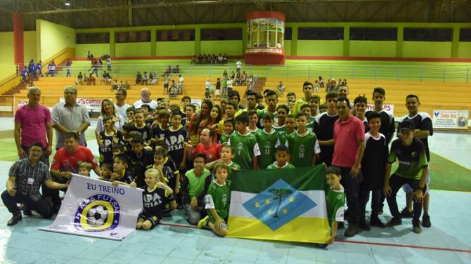 Sete e Alex prestigiam abertura da Copa Rubro Negra de Futsal